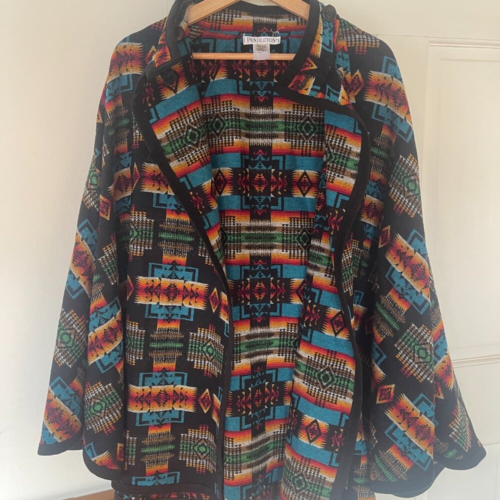 Pendleton Cape - image 6